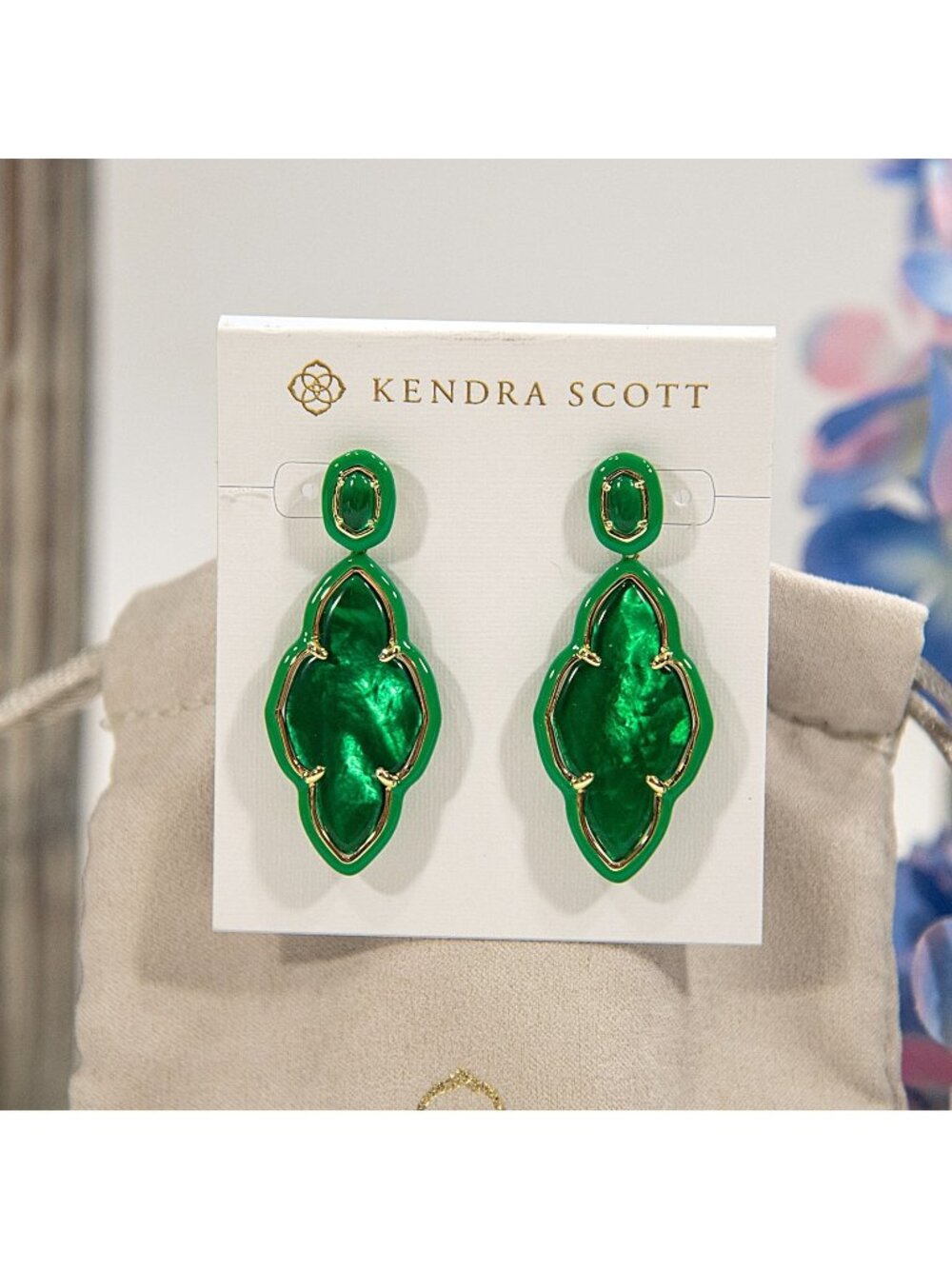 Kendra Scott Abbie Enamel Frame Green Mother of Pearl Gold Drop Earrings NWT